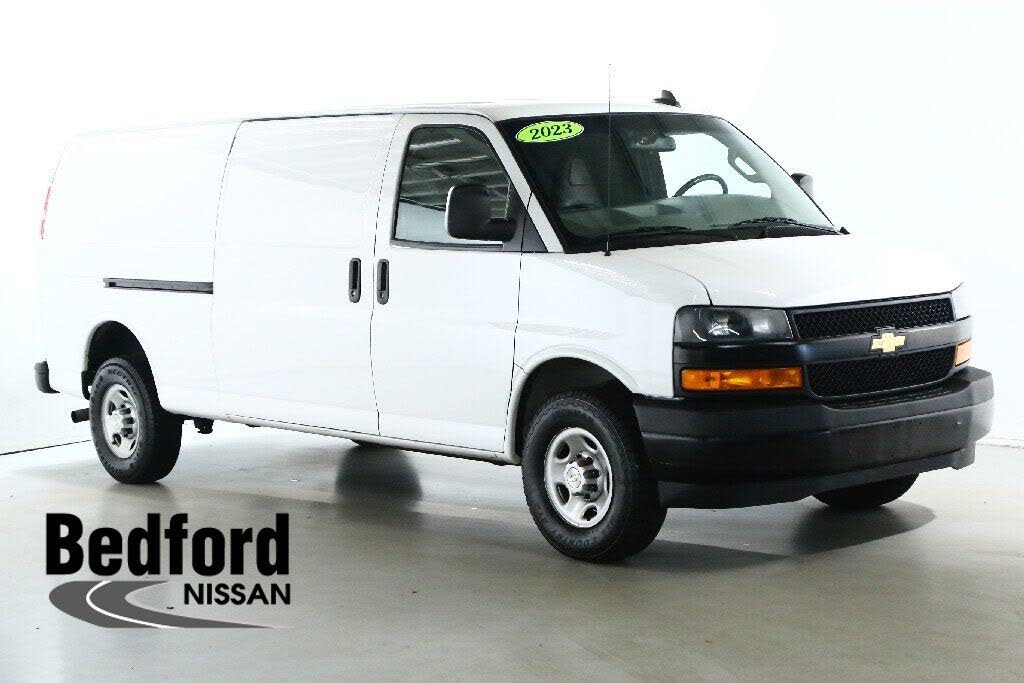 2023 Chevrolet Express Cargo 2500 Extended RWD