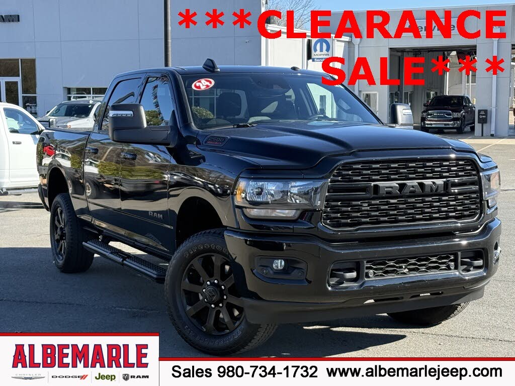 2024 RAM 2500 Big Horn Crew Cab 4WD