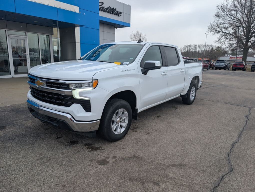 2025 Chevrolet Silverado 1500 LT Crew Cab 4WD