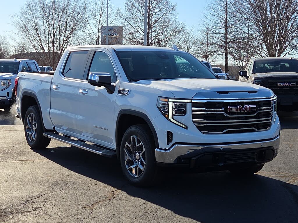 2026 GMC Sierra 1500 SLT Crew Cab 4WD