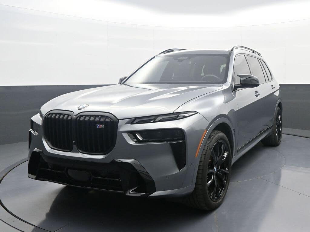 2025 BMW X7 M60i AWD