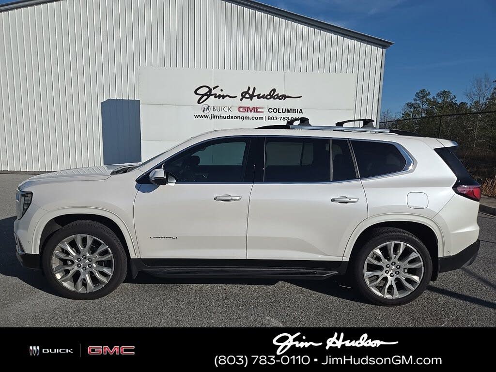 2025 GMC Acadia Denali FWD