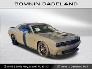 Dodge Challenger R/T Scat Pack RWD