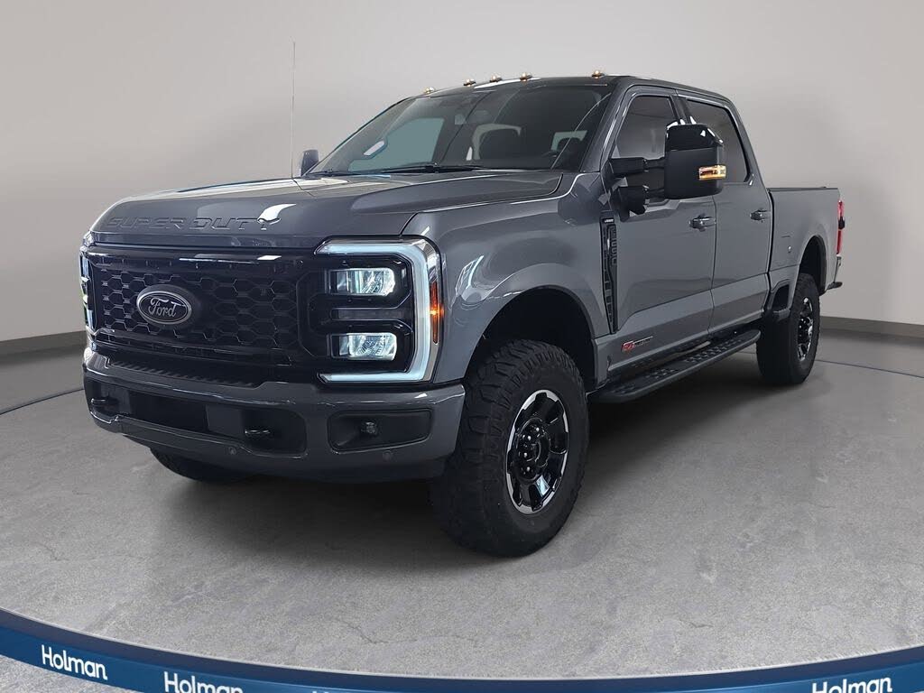 2025 Ford F-250 Super Duty Lariat Crew Cab 4WD