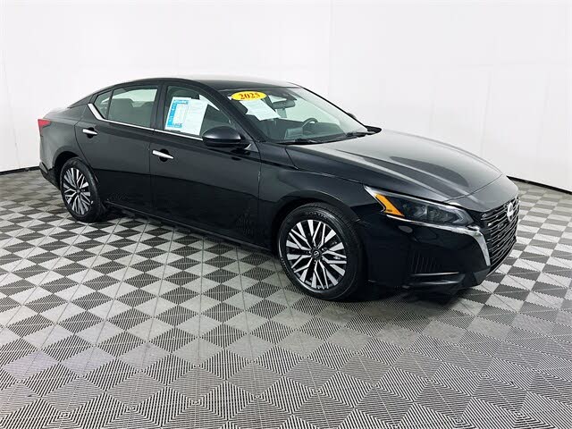 2025 Nissan Altima 2.5 SV FWD