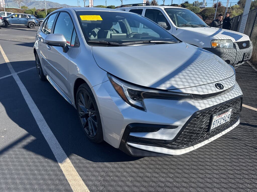 2025 Toyota Corolla SE FWD