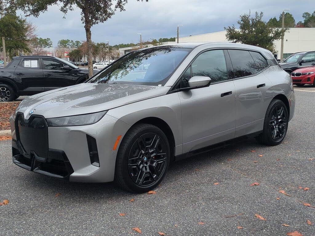 2026 BMW iX xDrive60