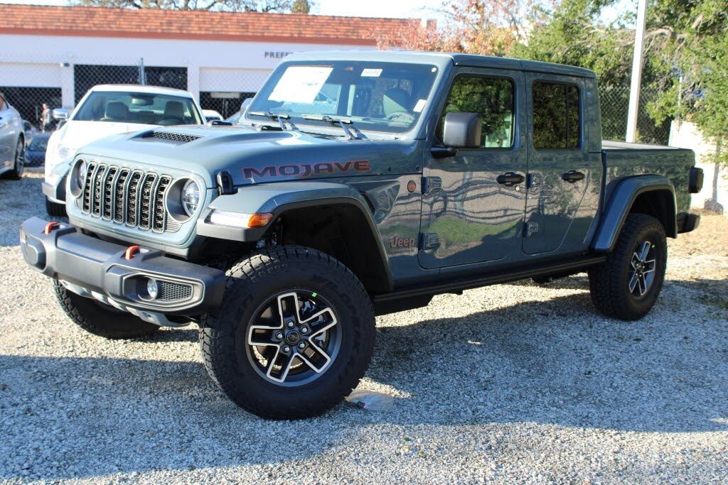2026 Jeep Gladiator Mojave Crew Cab 4WD