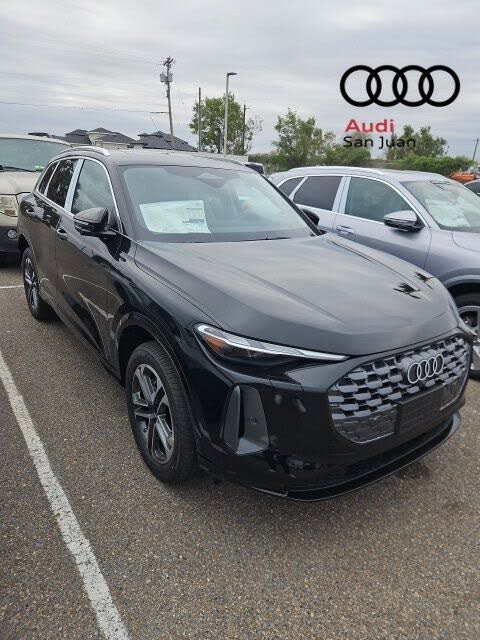 2025 Audi Q5 quattro Premium 40 TFSI