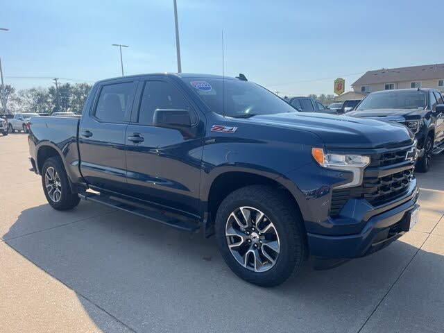 2022 Chevrolet Silverado 1500 RST Crew Cab 4WD