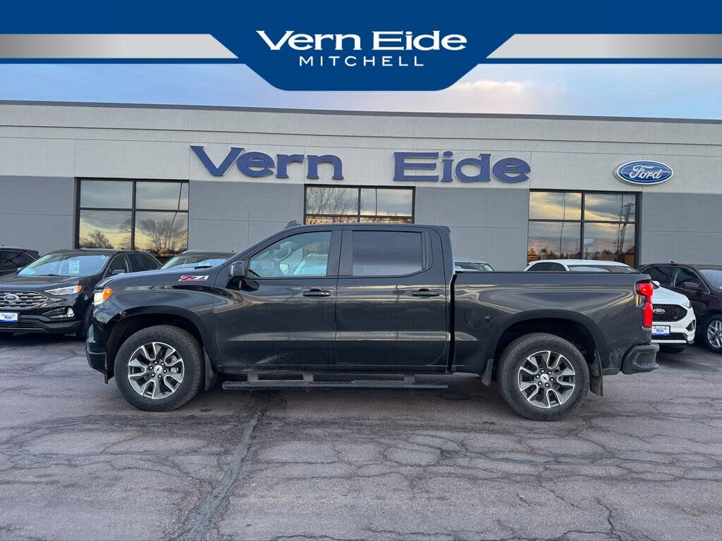 2023 Chevrolet Silverado 1500 RST Crew Cab 4WD