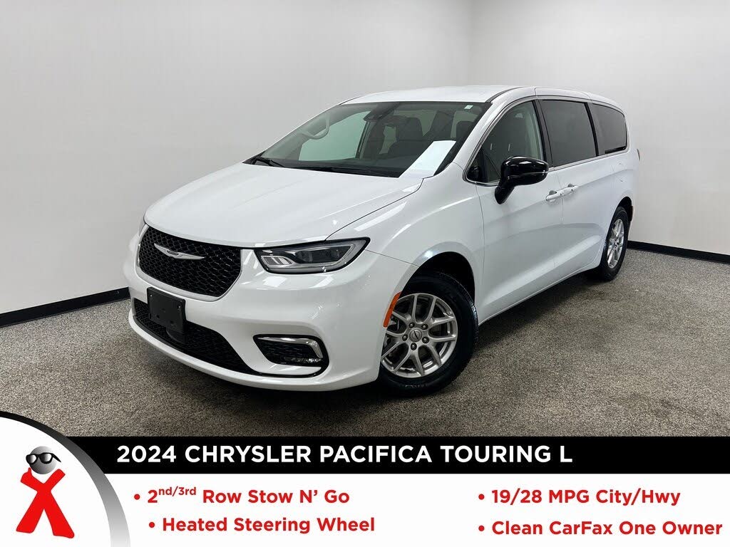 2024 Chrysler Pacifica Touring L FWD
