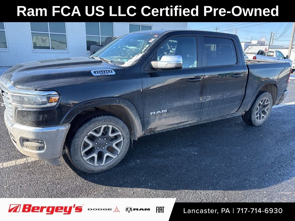 2025 RAM 1500 Laramie Crew Cab 4WD