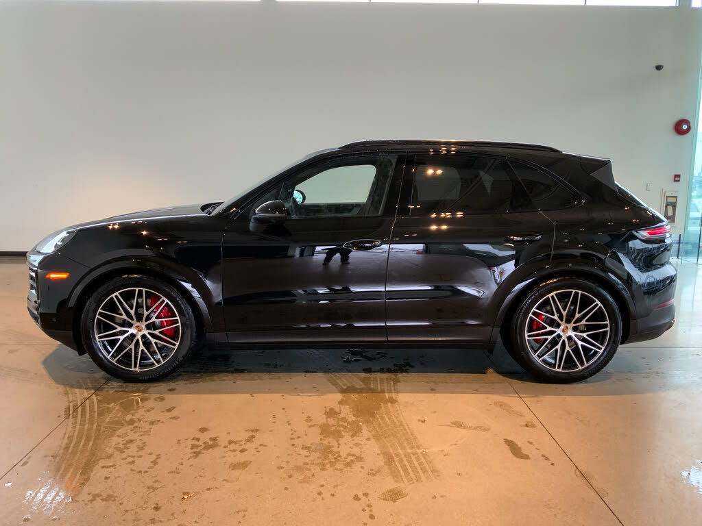 2026 Porsche Cayenne S AWD