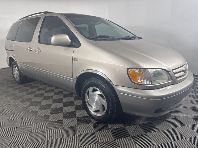 2002 Toyota Sienna LE