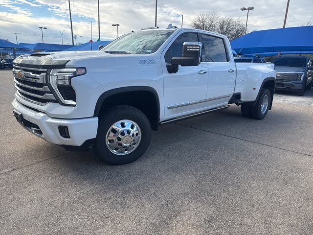 2024 Chevrolet Silverado 3500HD High Country Crew Cab 4WD