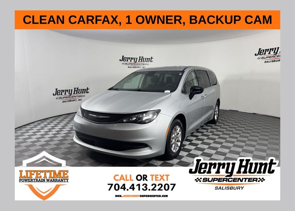 2024 Chrysler Voyager LX FWD