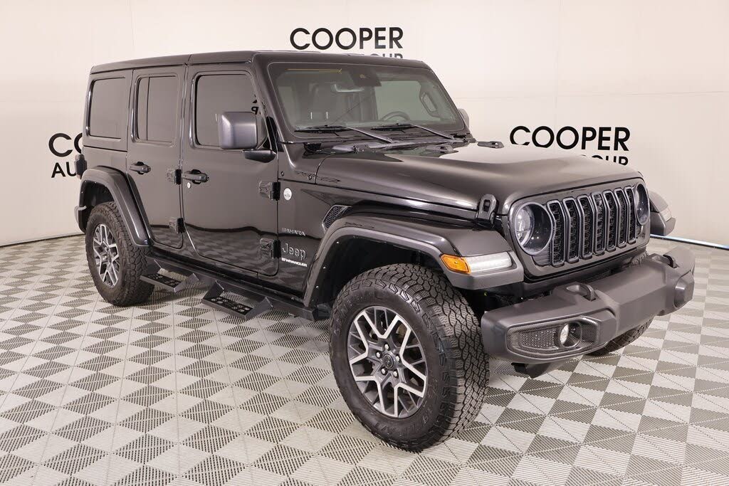 2024 Jeep Wrangler Sahara 4-Door 4WD