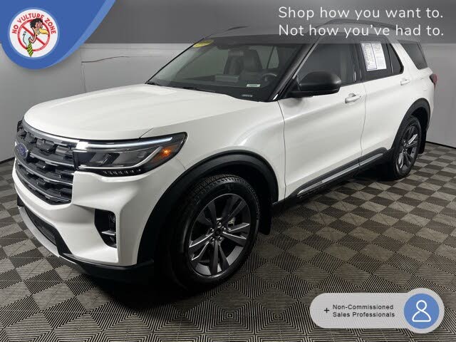 2025 Ford Explorer Active AWD