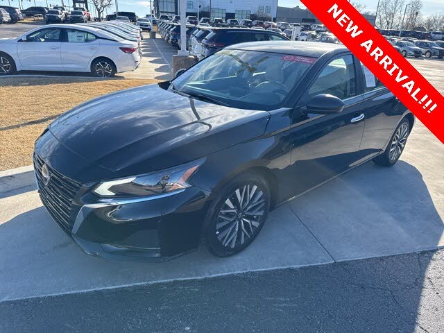 2025 Nissan Altima 2.5 SV FWD