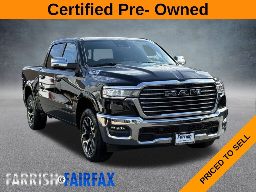 2025 RAM 1500 Laramie Crew Cab 4WD