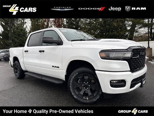 2026 RAM 1500 Express Crew Cab 4WD