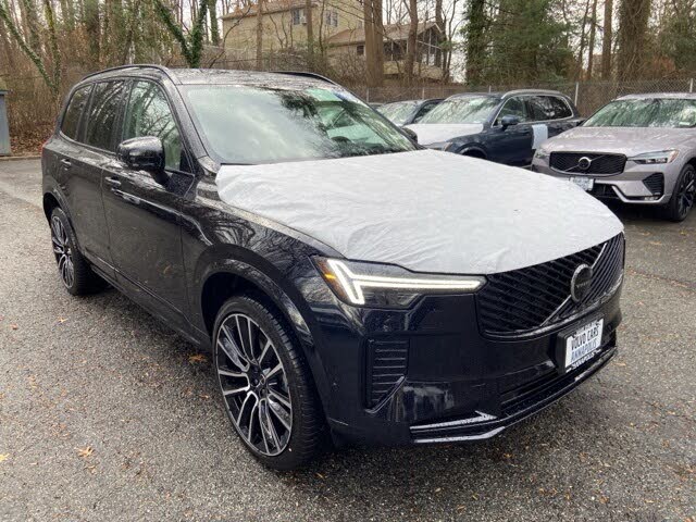 2026 Volvo XC90 B6 Ultra Dark 7-Passenger AWD