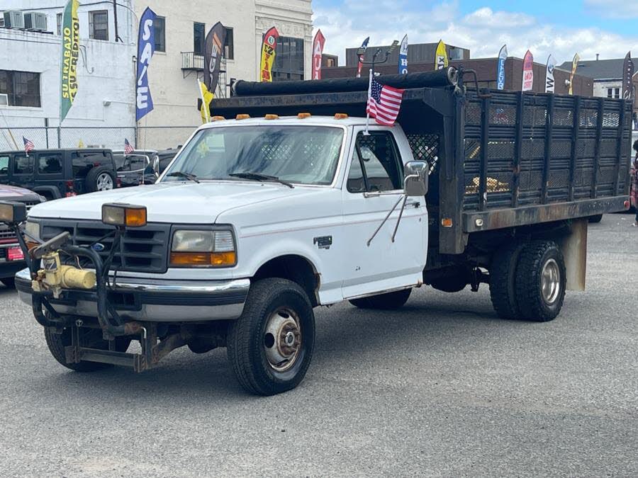 1995 Ford F-350 2 Dr XL 4WD Standard Cab LB