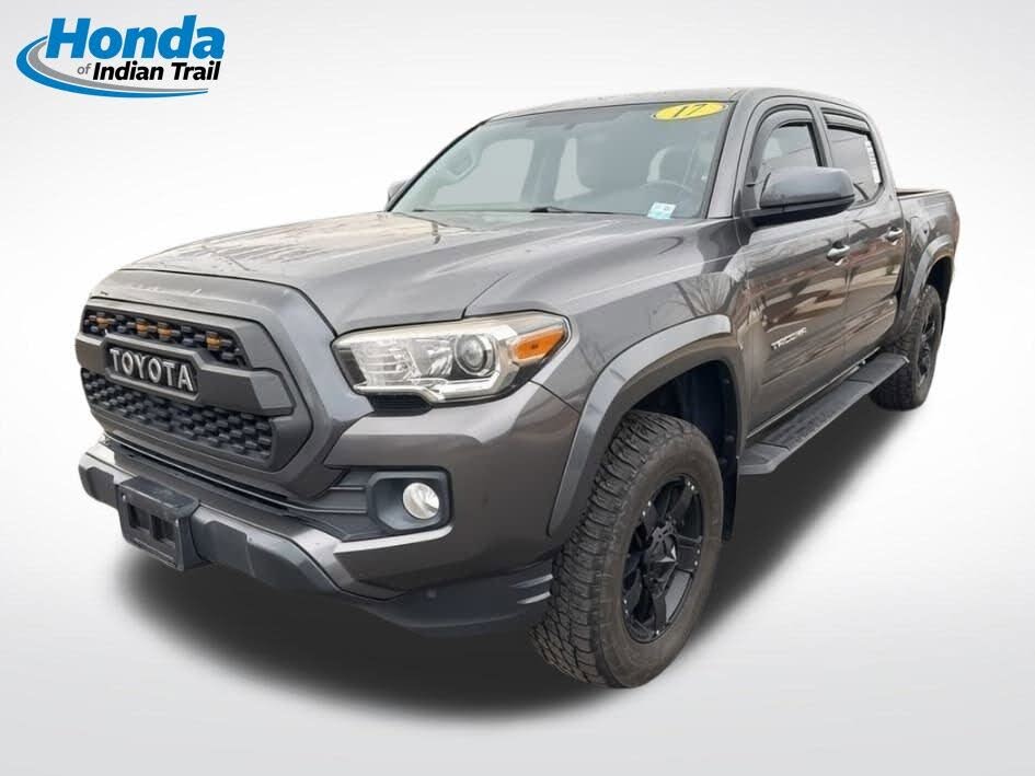 2017 Toyota Tacoma SR5 V6 Double Cab 4WD