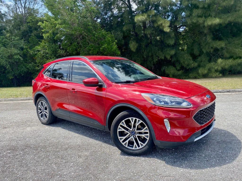 2020 Ford Escape SEL FWD