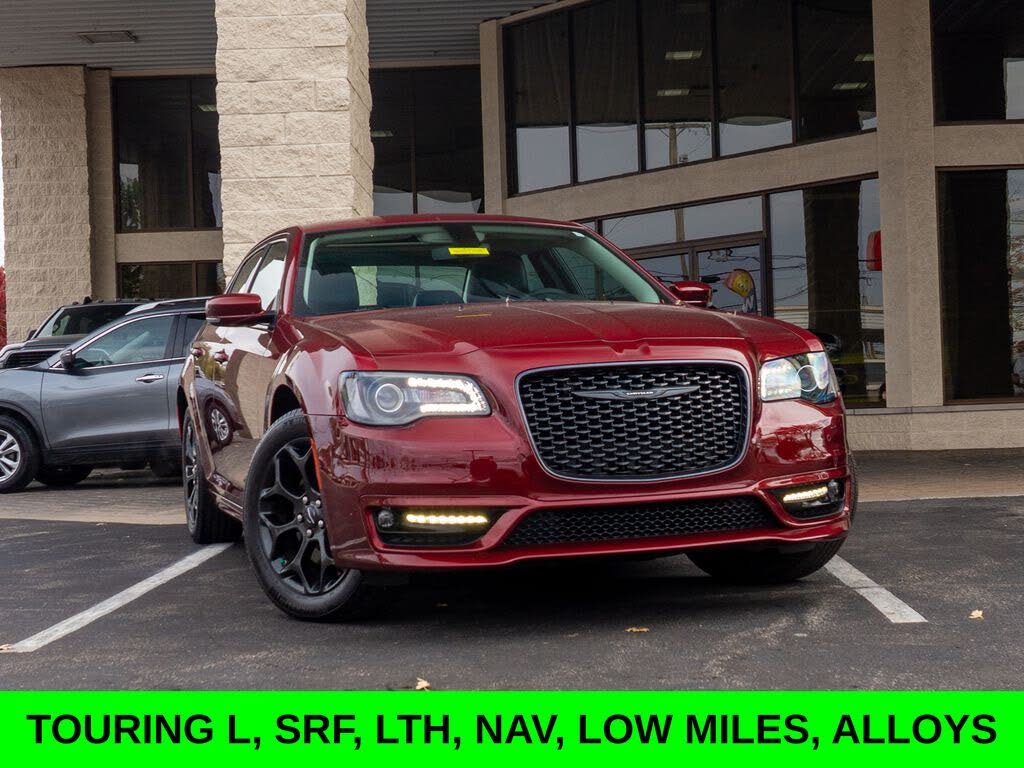 2023 Chrysler 300 Touring L AWD