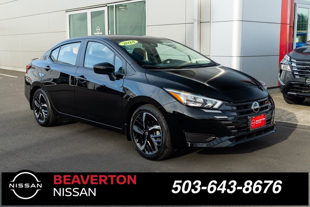 2024 Nissan Versa SR FWD
