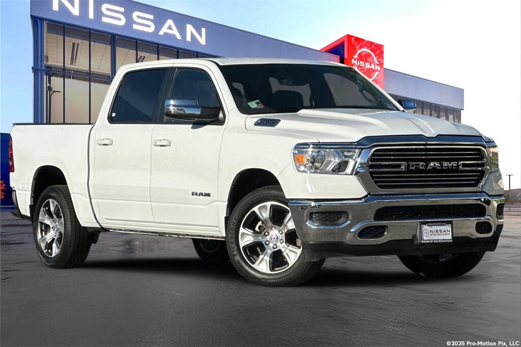 2024 RAM 1500 Laramie Crew Cab RWD
