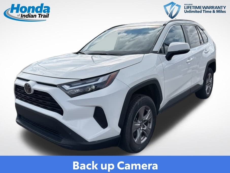 2024 Toyota RAV4 XLE FWD