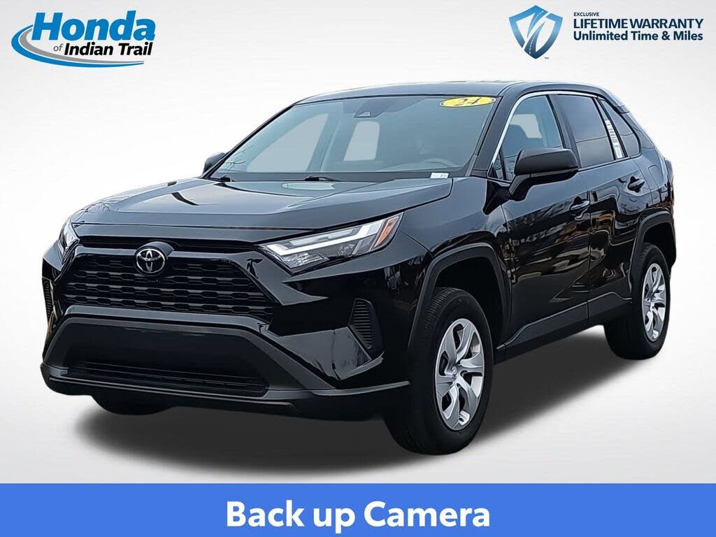 2024 Toyota RAV4 LE FWD