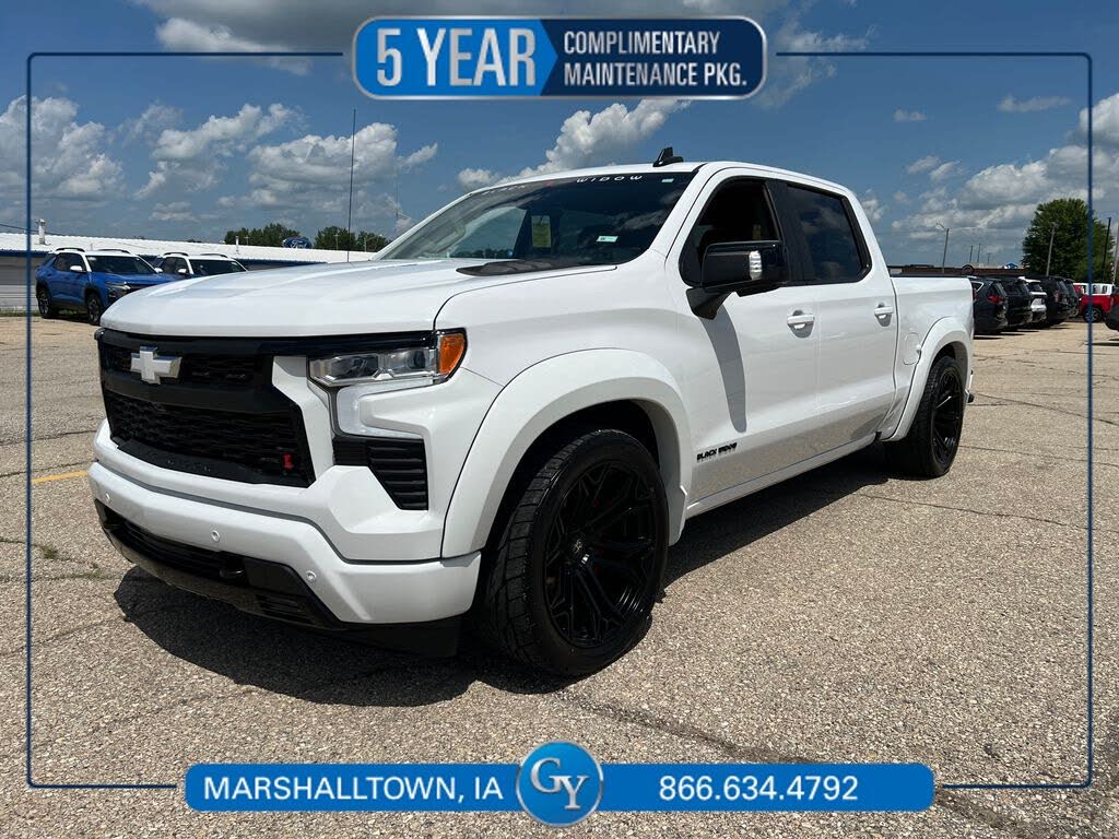 2025 Chevrolet Silverado 1500 RST Crew Cab 4WD