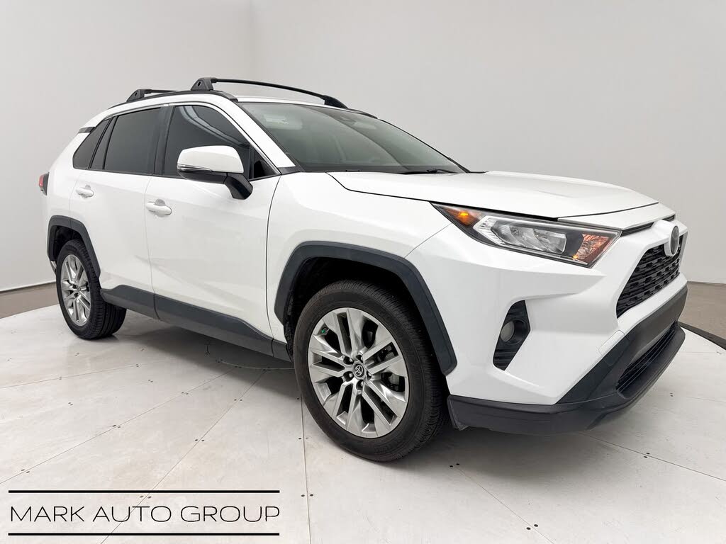 2019 Toyota RAV4 XLE Premium FWD