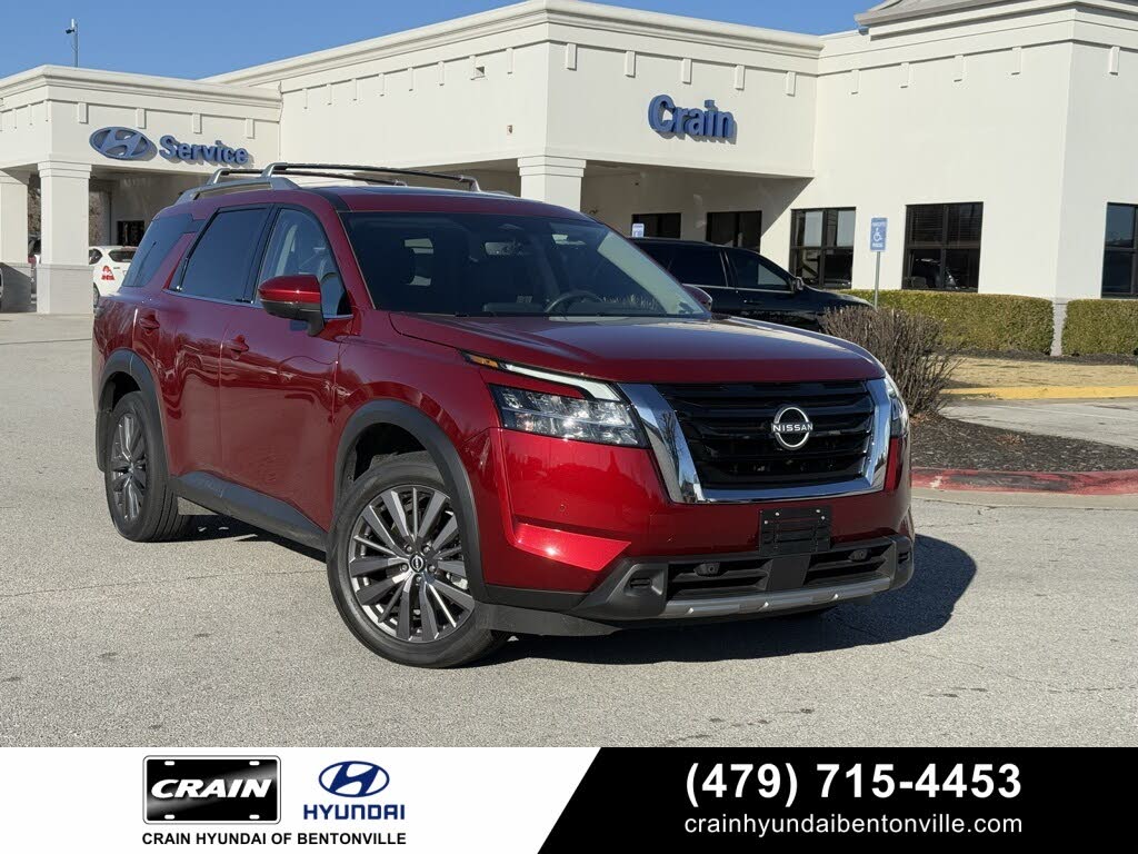 2024 Nissan Pathfinder SL 4WD