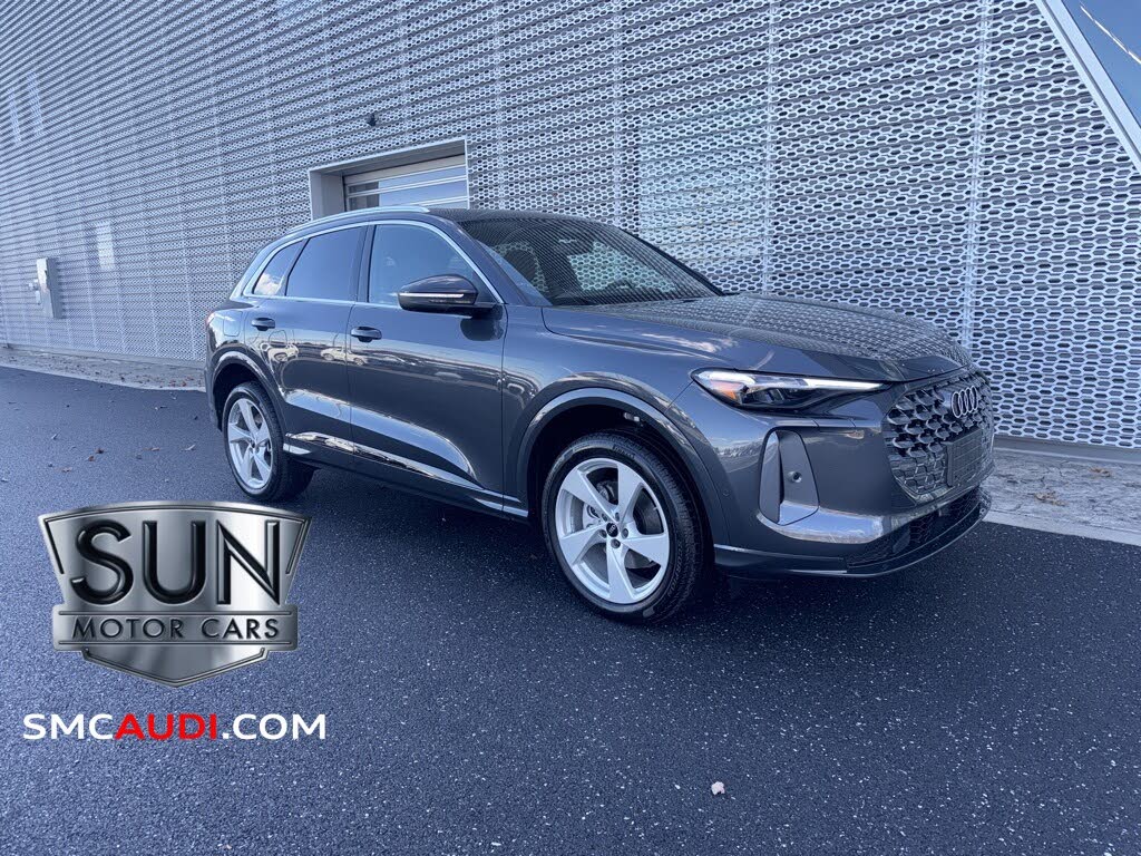 2025 Audi Q5 quattro Premium Plus 40 TFSI