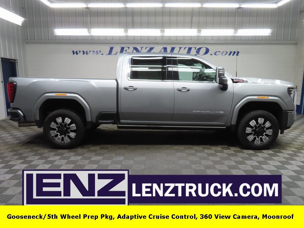 2025 GMC Sierra 2500HD Denali Crew Cab 4WD