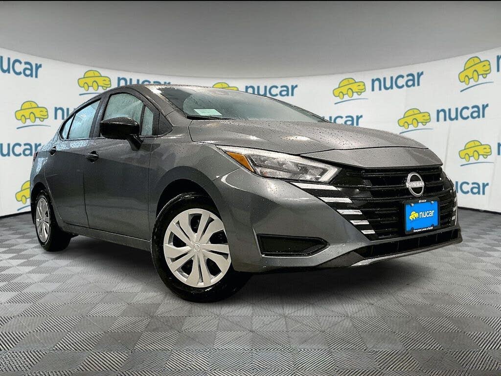 2025 Nissan Versa S FWD