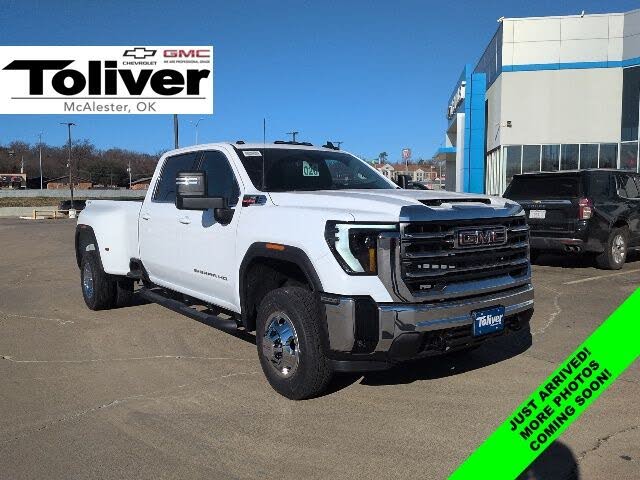 2026 GMC Sierra 3500HD SLE Crew Cab 4WD