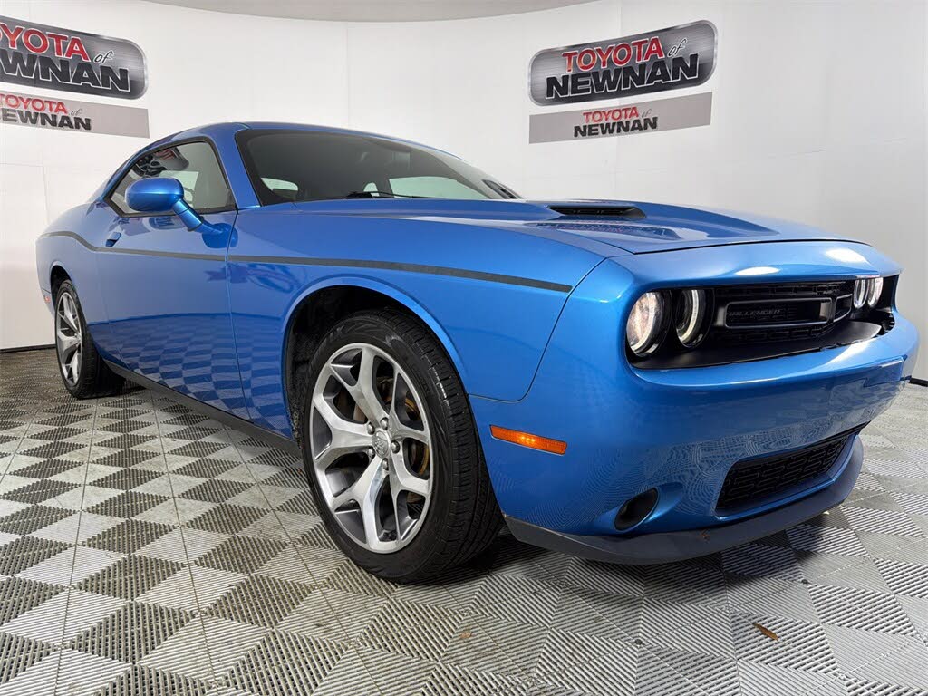 2015 Dodge Challenger SXT Plus RWD