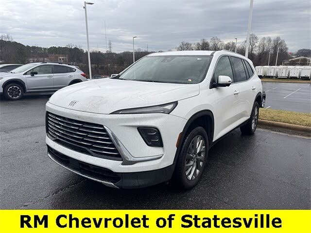 2025 Buick Enclave Preferred FWD