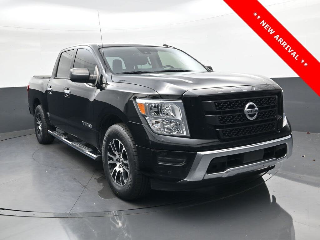 2021 Nissan Titan SV Crew Cab RWD