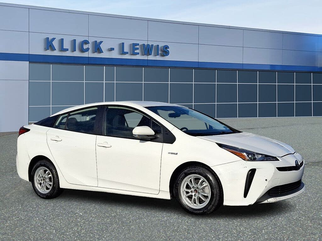 2022 Toyota Prius L Eco FWD