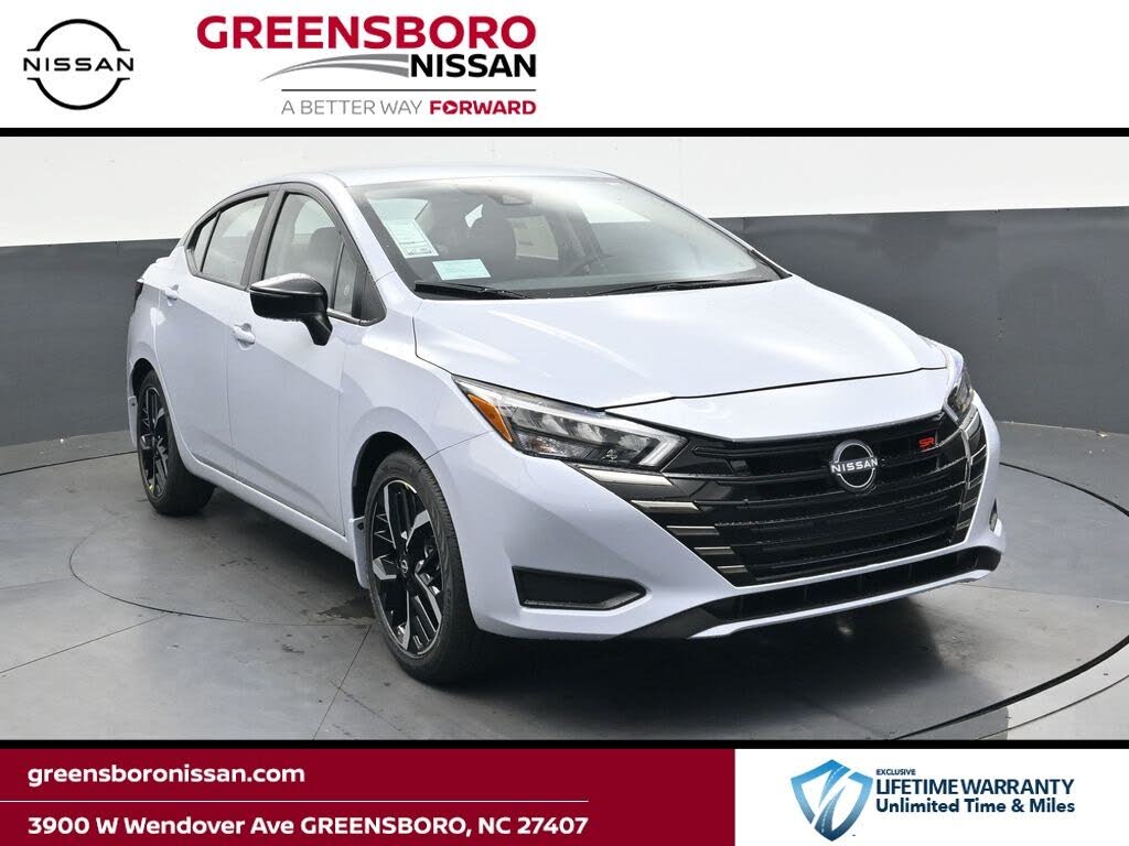 2025 Nissan Versa SR FWD
