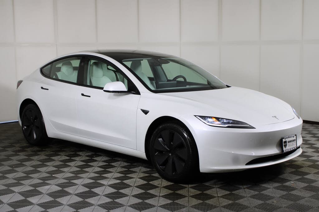 2025 Tesla Model 3 Long Range RWD