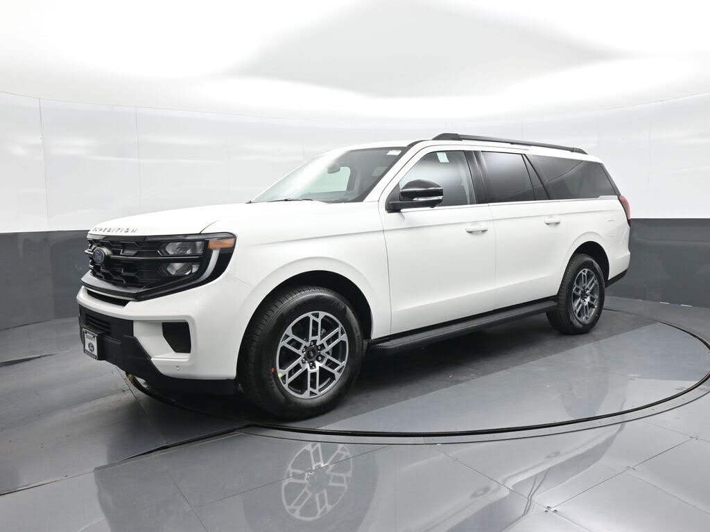 2026 Ford Expedition MAX Active RWD