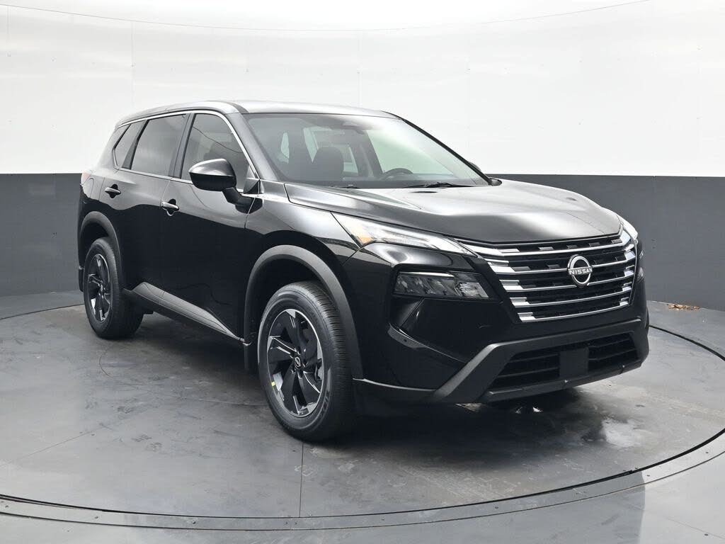 2026 Nissan Rogue SV FWD